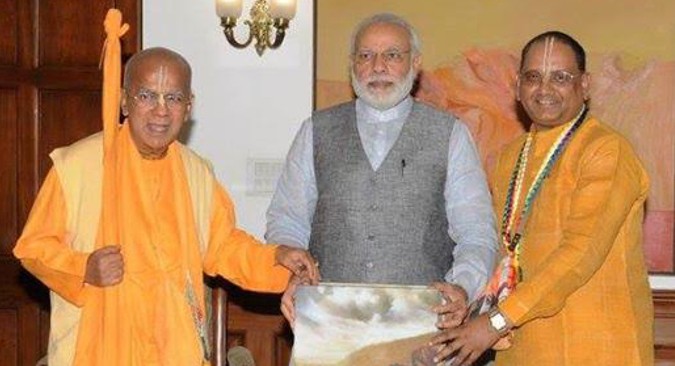 Gopal_Krishna_and_Mod_18.03.16_Delhi_Dandavat